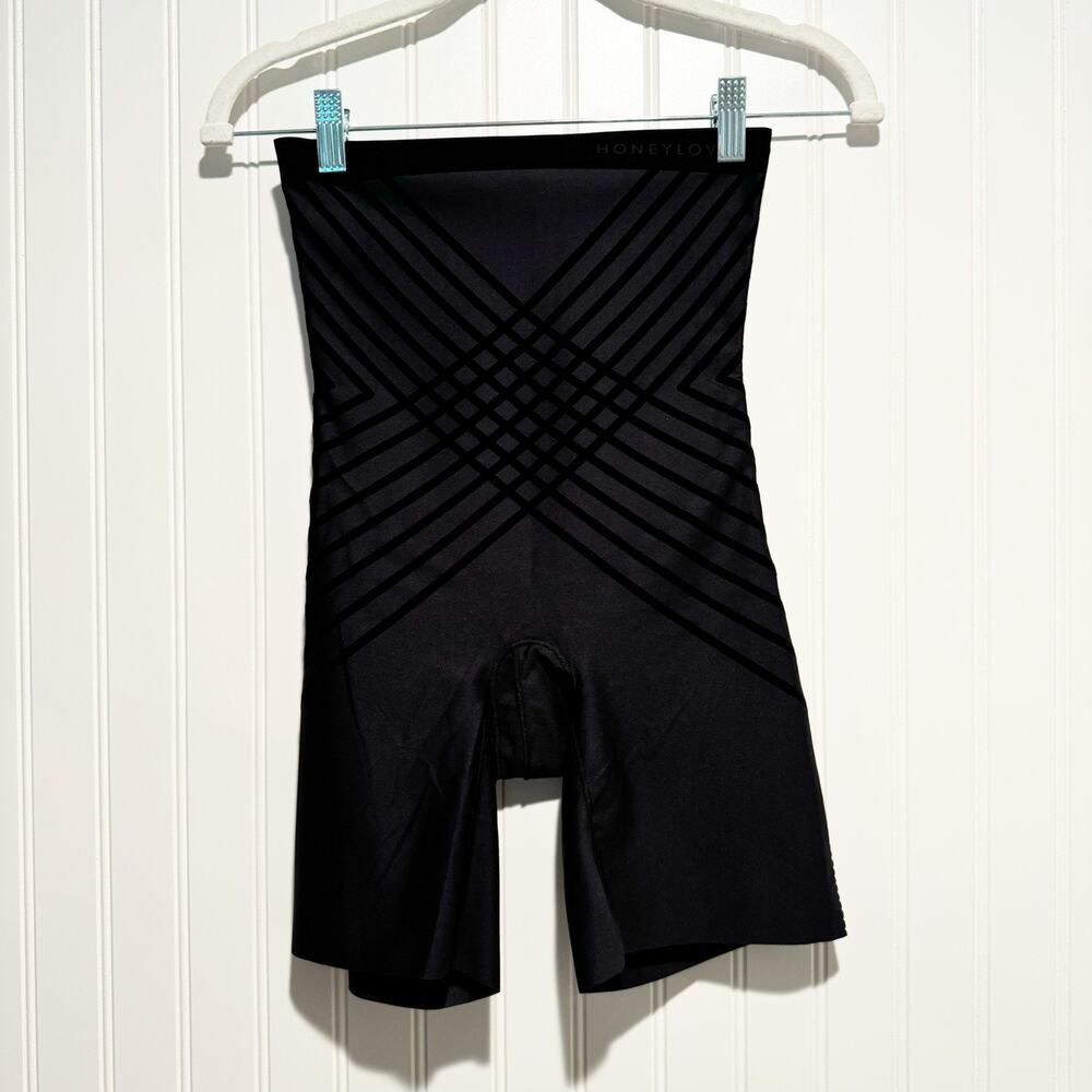 Honeylove Black Silhouette High Waisted Shorts NEW Size Medium - Picture 2 of 6